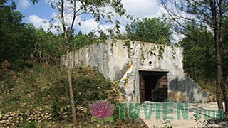 Khu biệt giam Chín hầm của họ Ngô Đình ở Huế
