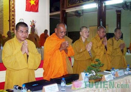 Đôi nét về y phục của Phật giáo Việt Nam