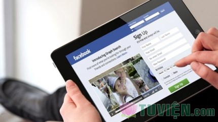 Khi Tăng, Ni sử dụng Facebook: Lợi bất cập hại