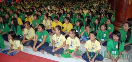 Hơn 100 bạn trẻ phát nguyện quy y Tam bảo tại khóa tu mùa hè 2011