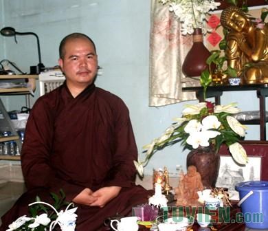 Dùng nhà Phật PR bản thân: Việc thiện thì hãy cứ làm